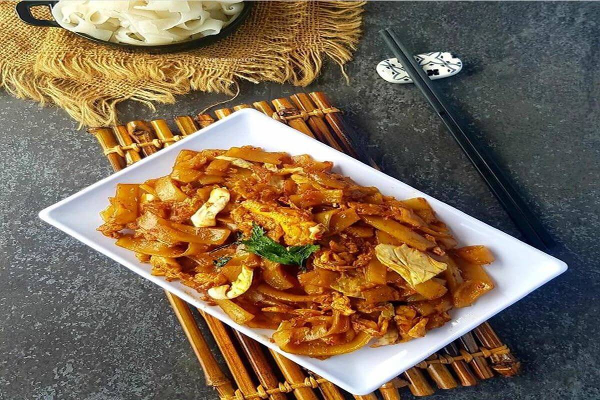 Resep Kwetiau Goreng Yang Enak Dan Wajib Anda Coba Rinaresep