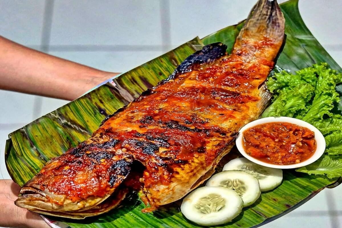 Resep Membuat Ikan Bakar Bumbu Kecap Pedas —