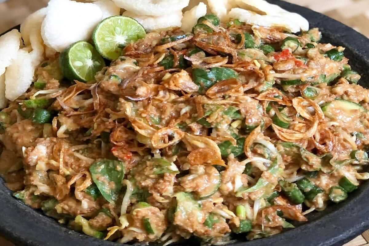 Resep Karedok Khas Sunda Yang Segar —