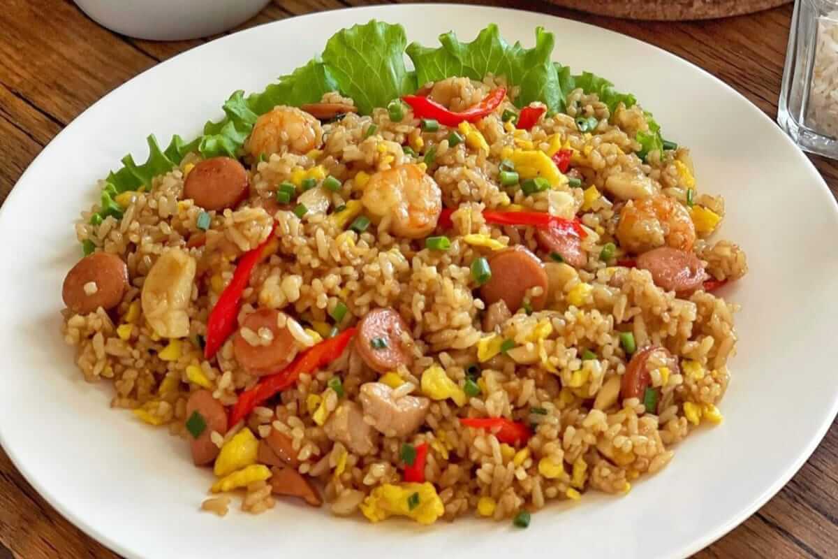 Resep dan Racikan Pas Membuat Nasi Goreng Solaria — Rinaresep.com