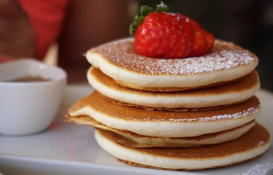 3-Resep-Pancake-Teflon-Takaran-Sendok