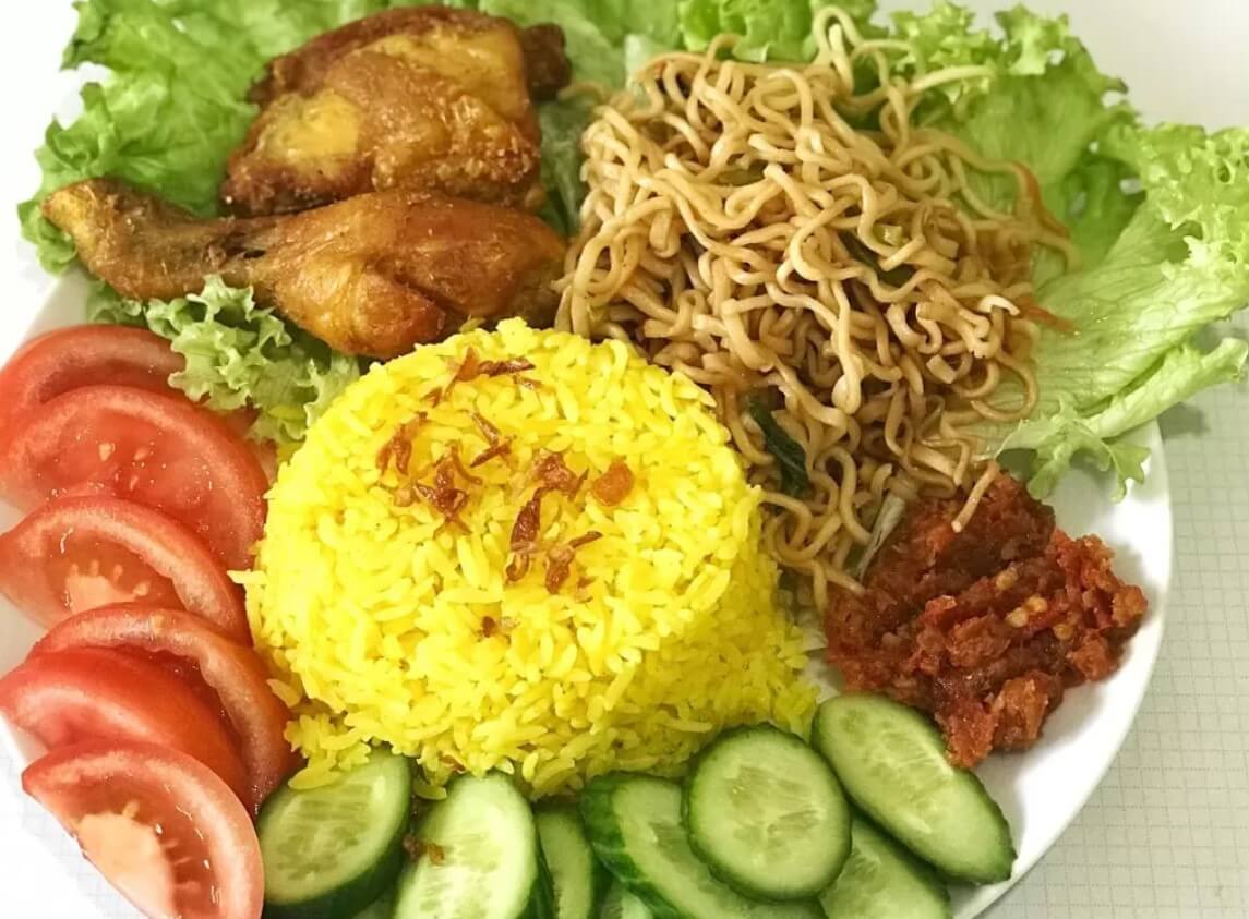 5-Rice-Cooker-Terbaik-untuk-Membuat-Nasi-Kuning