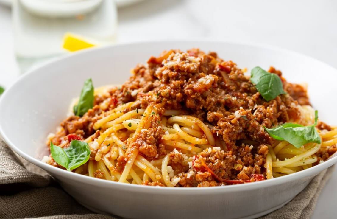 spaghetti-bolognese