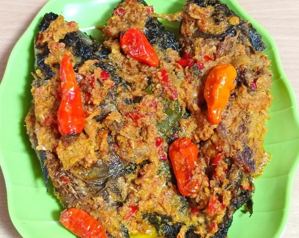 Manfaat-Mengonsumsi-Pesmol-Ikan-Mas